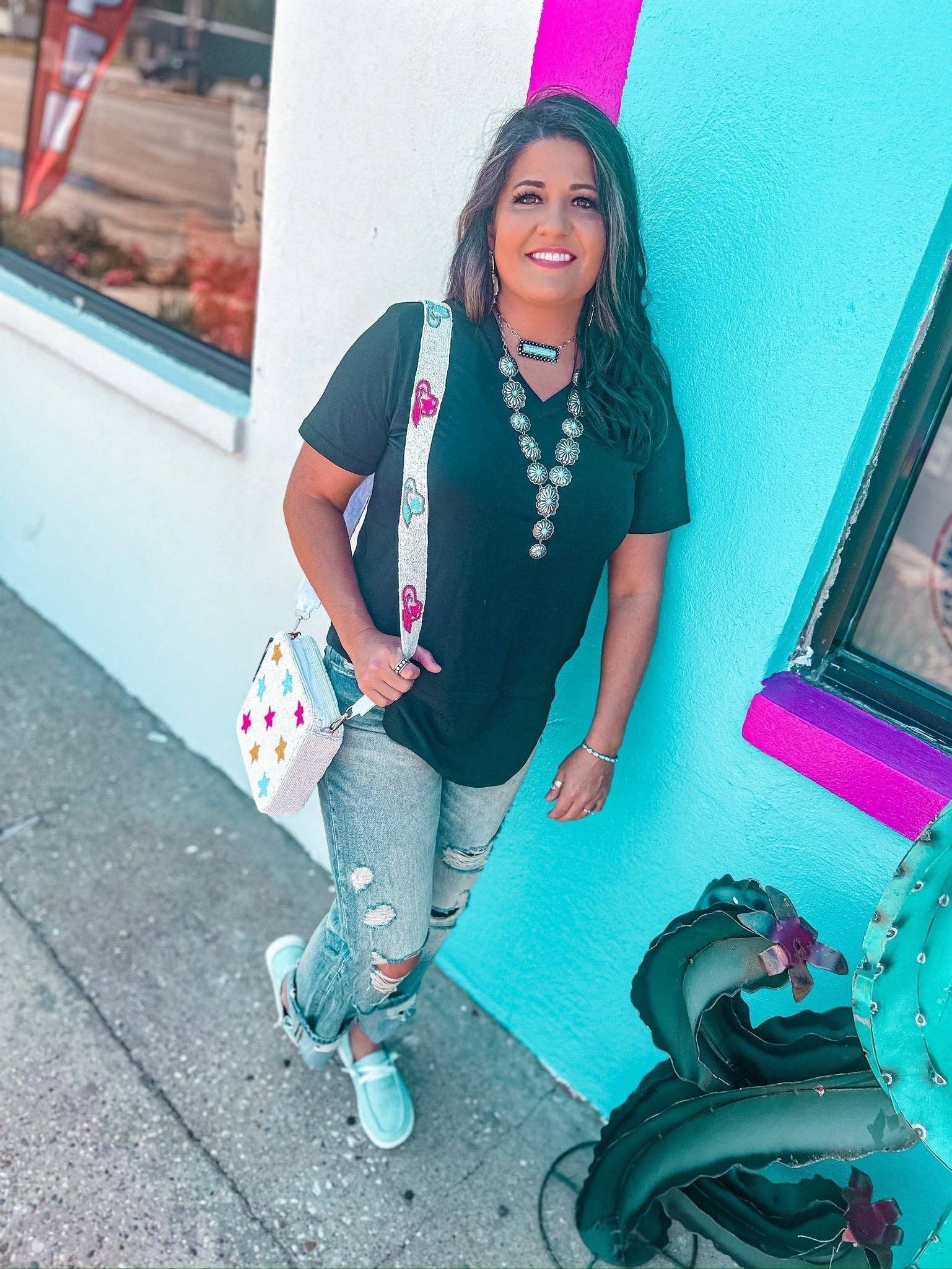 Merigold Kiss MK8 SHORT SLEEVE TEE BLACK Magnolia Outfitters